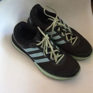 Women’s adidas running shoes. Duramo 7